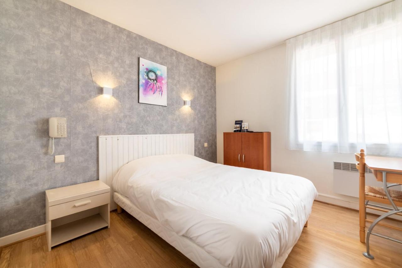 Hotel Du Cygne Auxerre Esterno foto